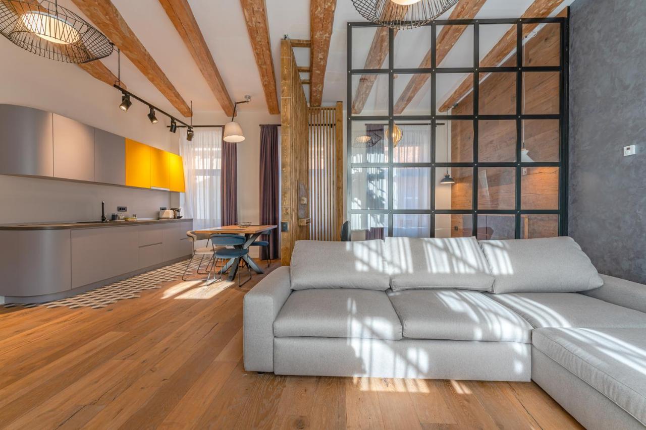 Premium Suites Postavarului Braşov Buitenkant foto